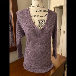 New York Company v neckline sweater. Size M. NWTGS